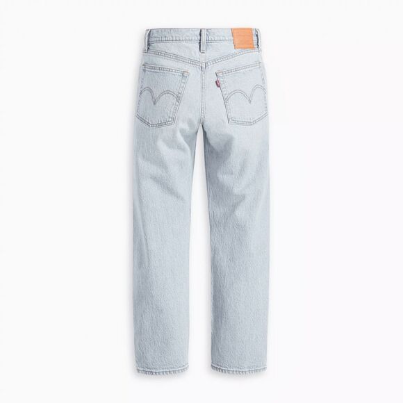 NWT $98 Levi's Wedgie Straight High Rise Ankle Jeans Light Wash Women Size 27x26 - Picture 3 of 13